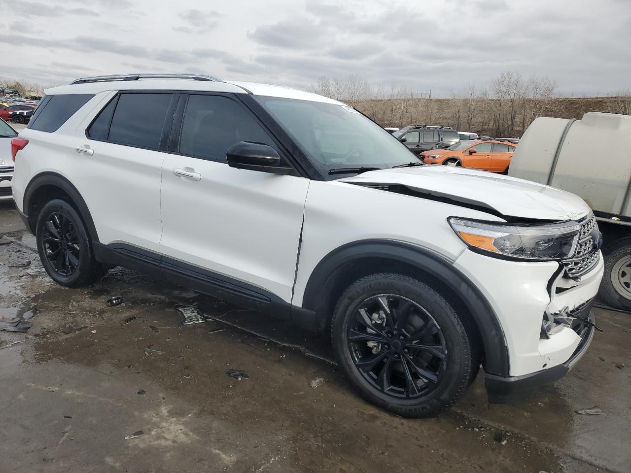 2022 Ford Explorer VIN 1FMSK8FHXNGB21112 Copart auction photo, front end damage thumbnail 4