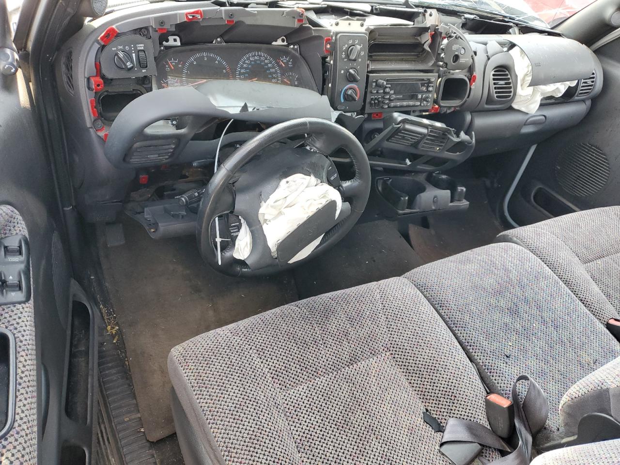 2001 Dodge RAM VIN 1B7HC13Y01J200258 Copart auction photo, front end / side damage thumbnail 8