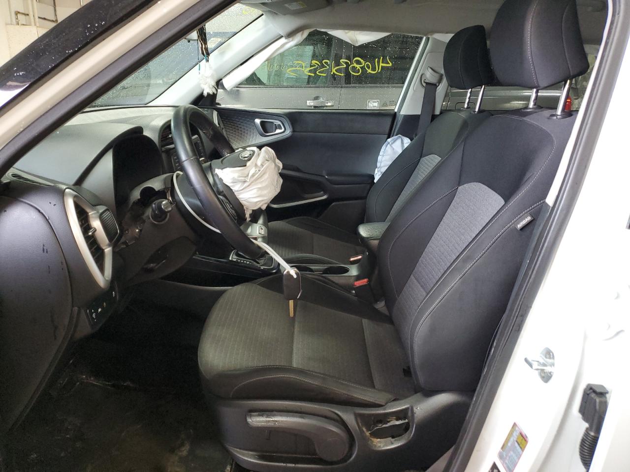 2020 KIA Soul VIN KNDJ63AU1L7016855 Copart auction photo, front end / side damage thumbnail 7