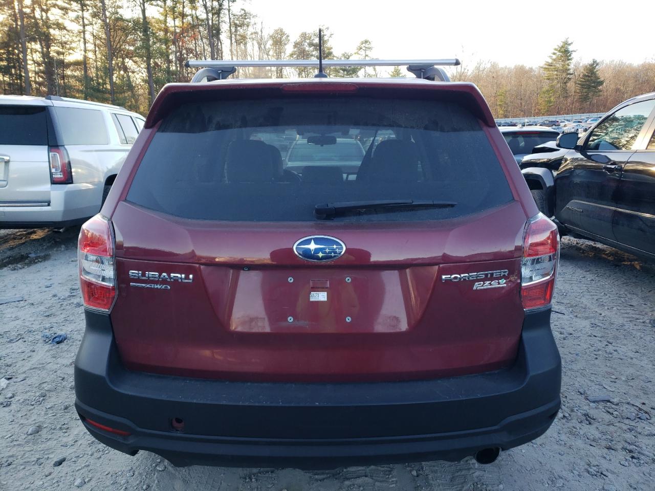 2015 Subaru Forester VIN JF2SJARC6FH440941 Copart auction photo, front end / side damage thumbnail 6