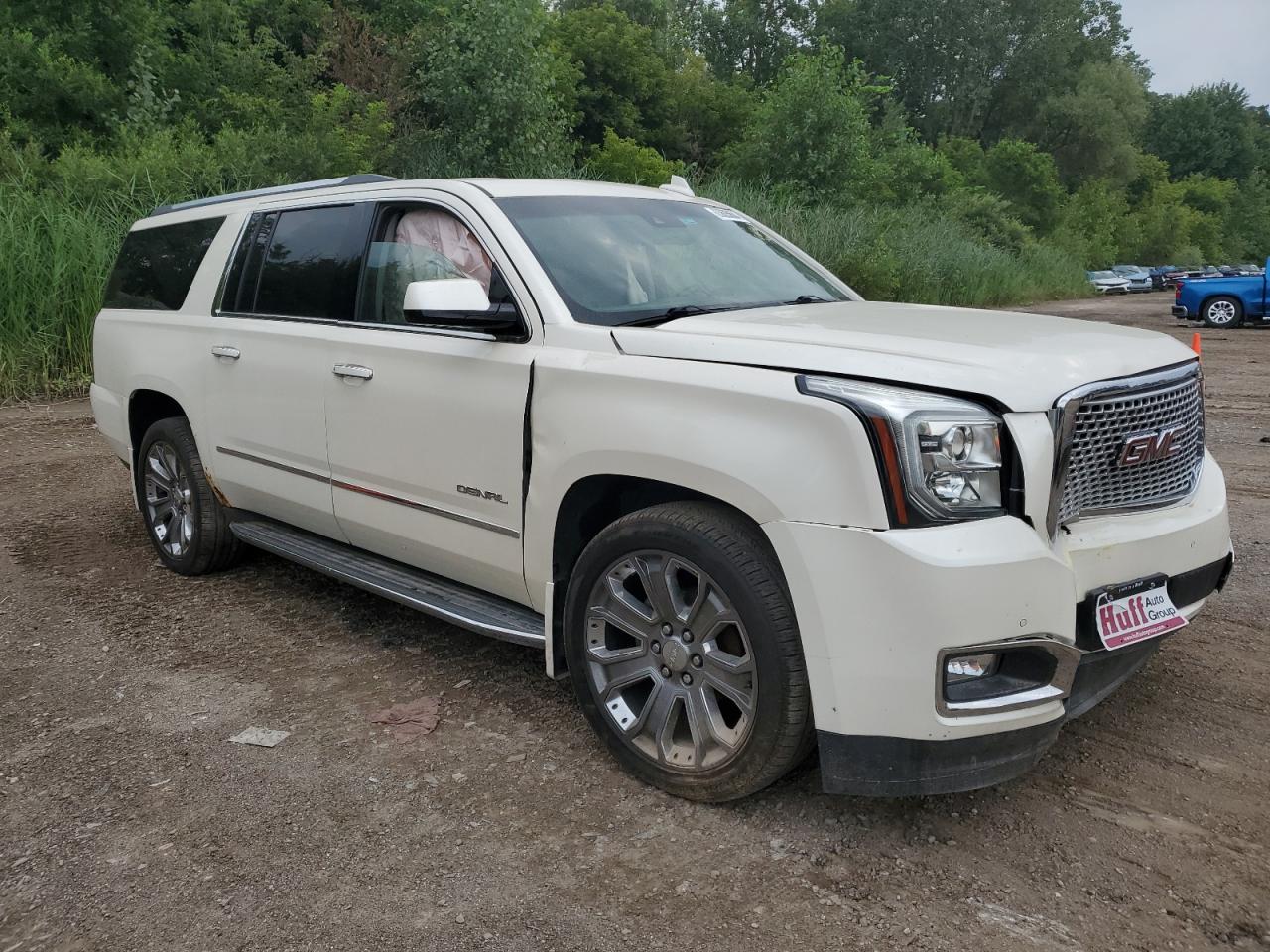 2015 GMC Yukon VIN 1GKS2JKJ5FR684941 Copart auction photo, front end damage thumbnail 4