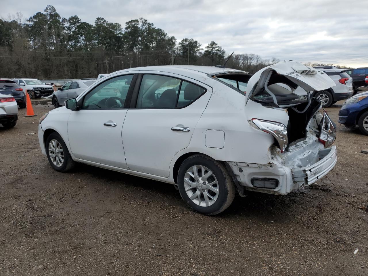 2018 Nissan Versa VIN 3N1CN7AP2JL850660 Copart auction photo, rear end / front end damage thumbnail 2