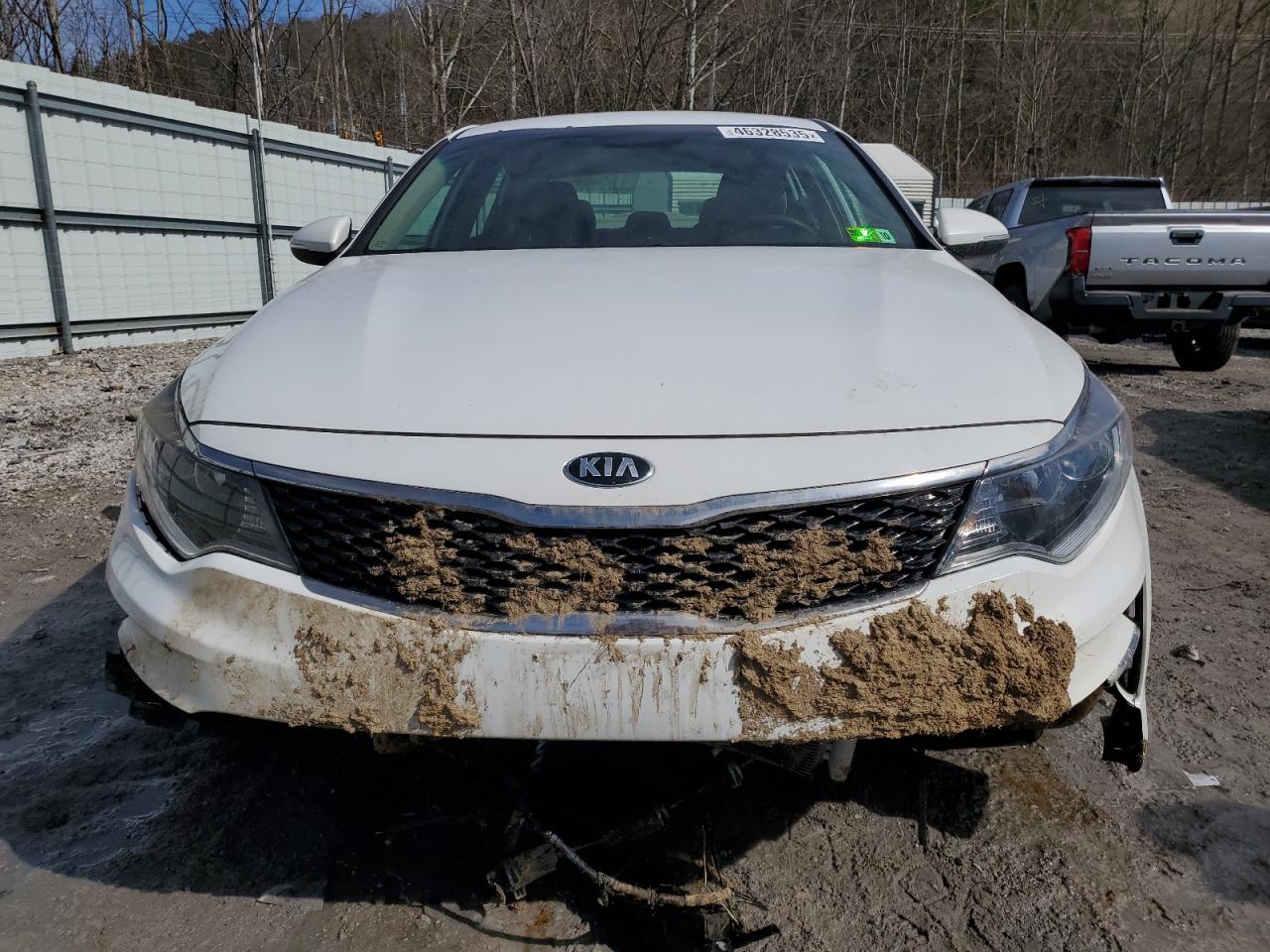 2018 KIA Optima VIN 5XXGT4L30JG269084 Copart auction photo, front end damage thumbnail 5