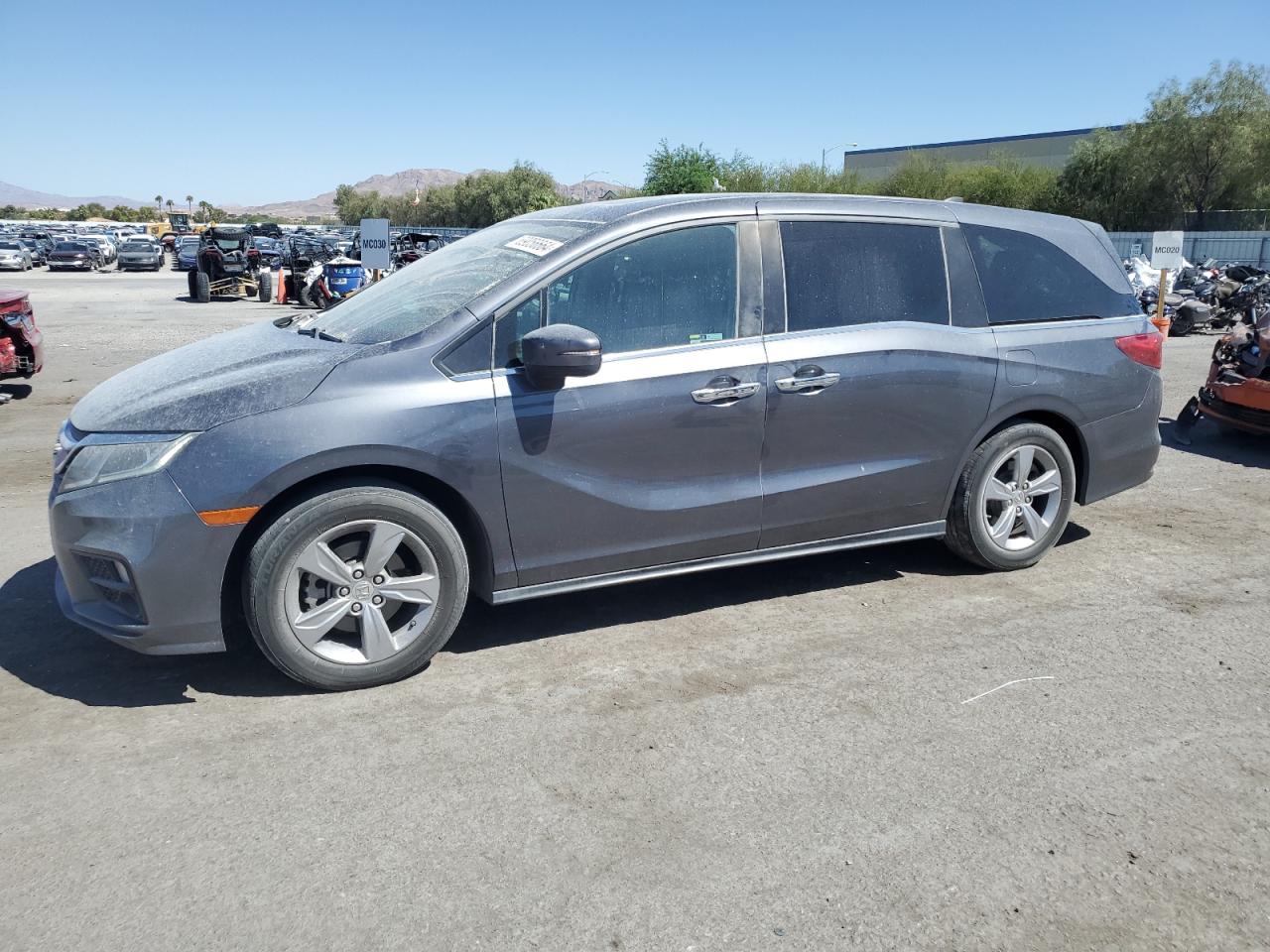 2018 Honda Odyssey VIN 5FNRL6H78JB070870