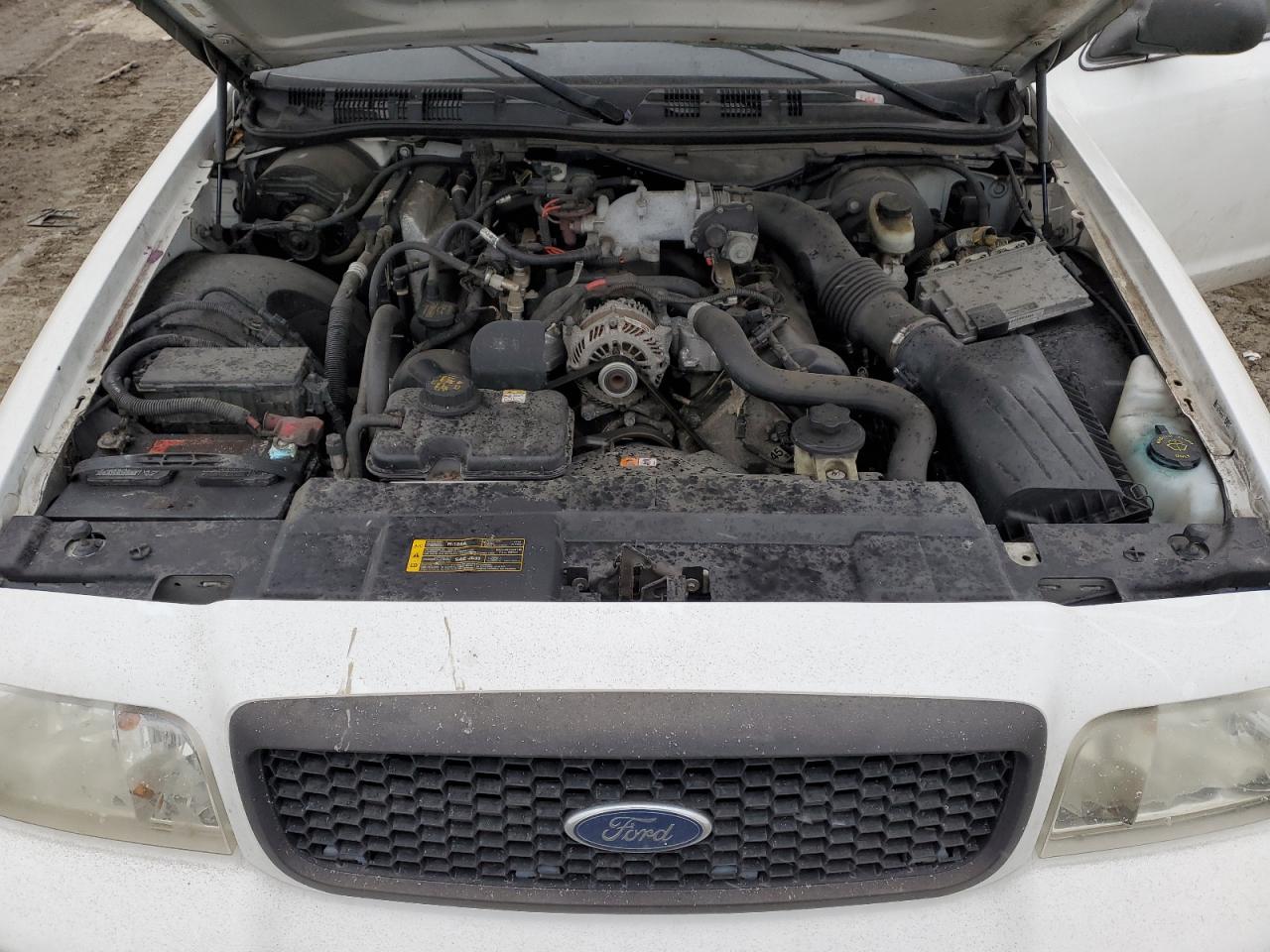 2011 Ford Crown Victoria VIN 2FABP7BV4BX152153 Copart auction photo, rear end damage thumbnail 11