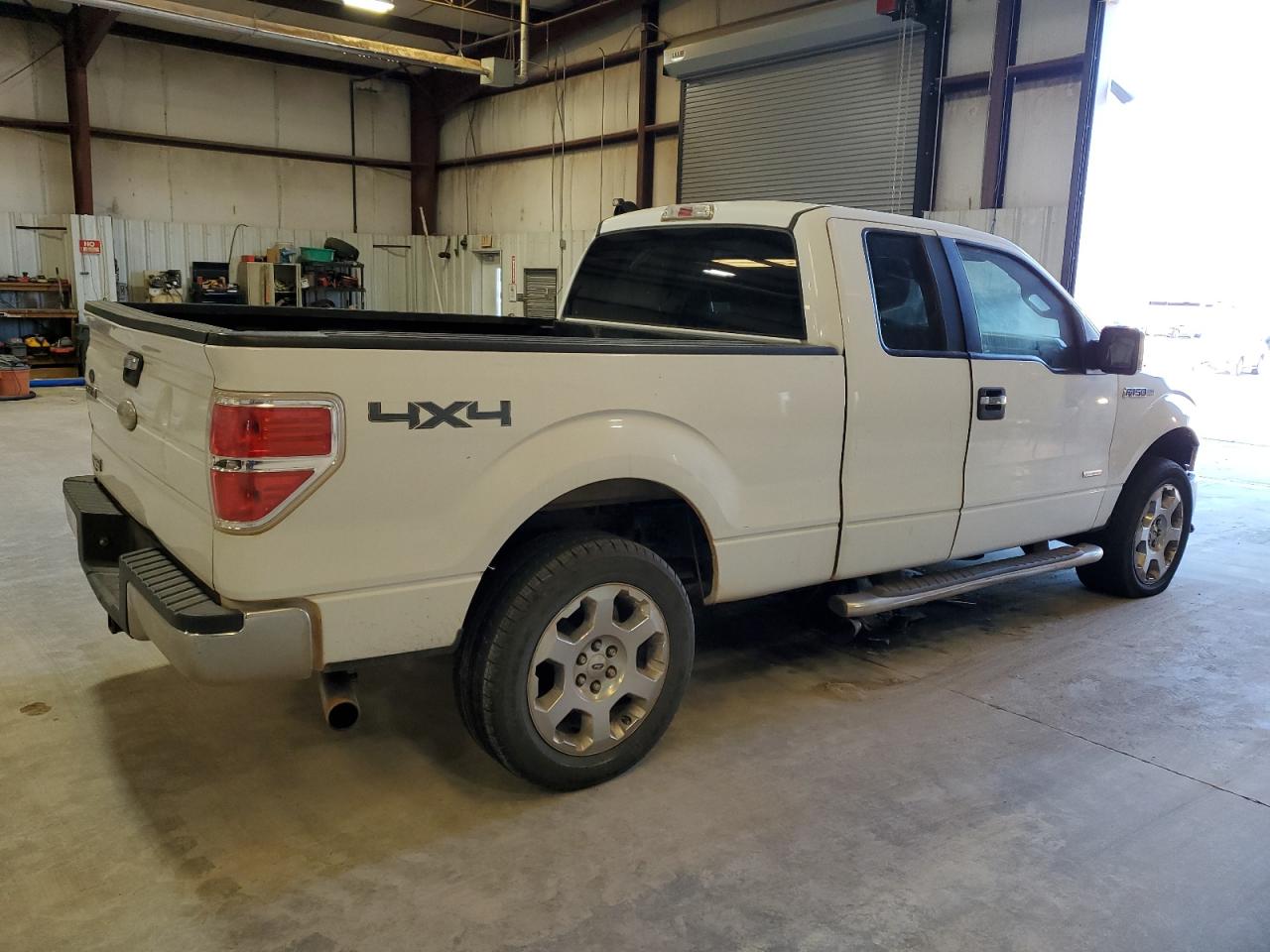 2011 Ford F-150 VIN 1FTFX1ET9BFB04923 Copart auction photo, front end / minor dent/scratches damage thumbnail 3