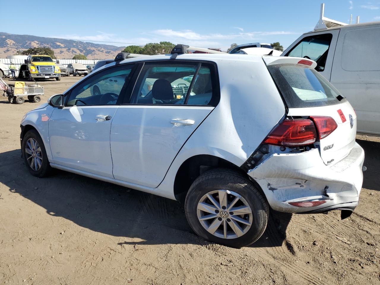 2017 Volkswagen Golf VIN 3VW117AU3HM015786 Copart auction photo, all over damage thumbnail 2