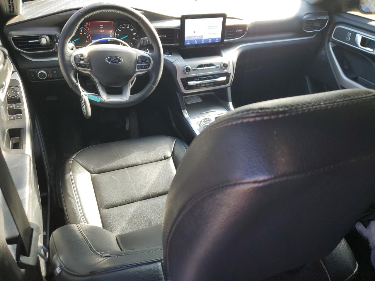 2020 Ford Explorer VIN 1FMSK8DH4LGC78067 Copart auction photo, water/flood damage thumbnail 8