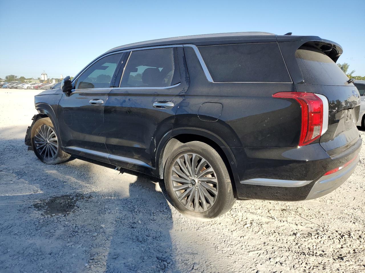 2023 Hyundai Palisade VIN KM8R74GE2PU533655 Copart auction photo, front end / undercarriage damage thumbnail 2