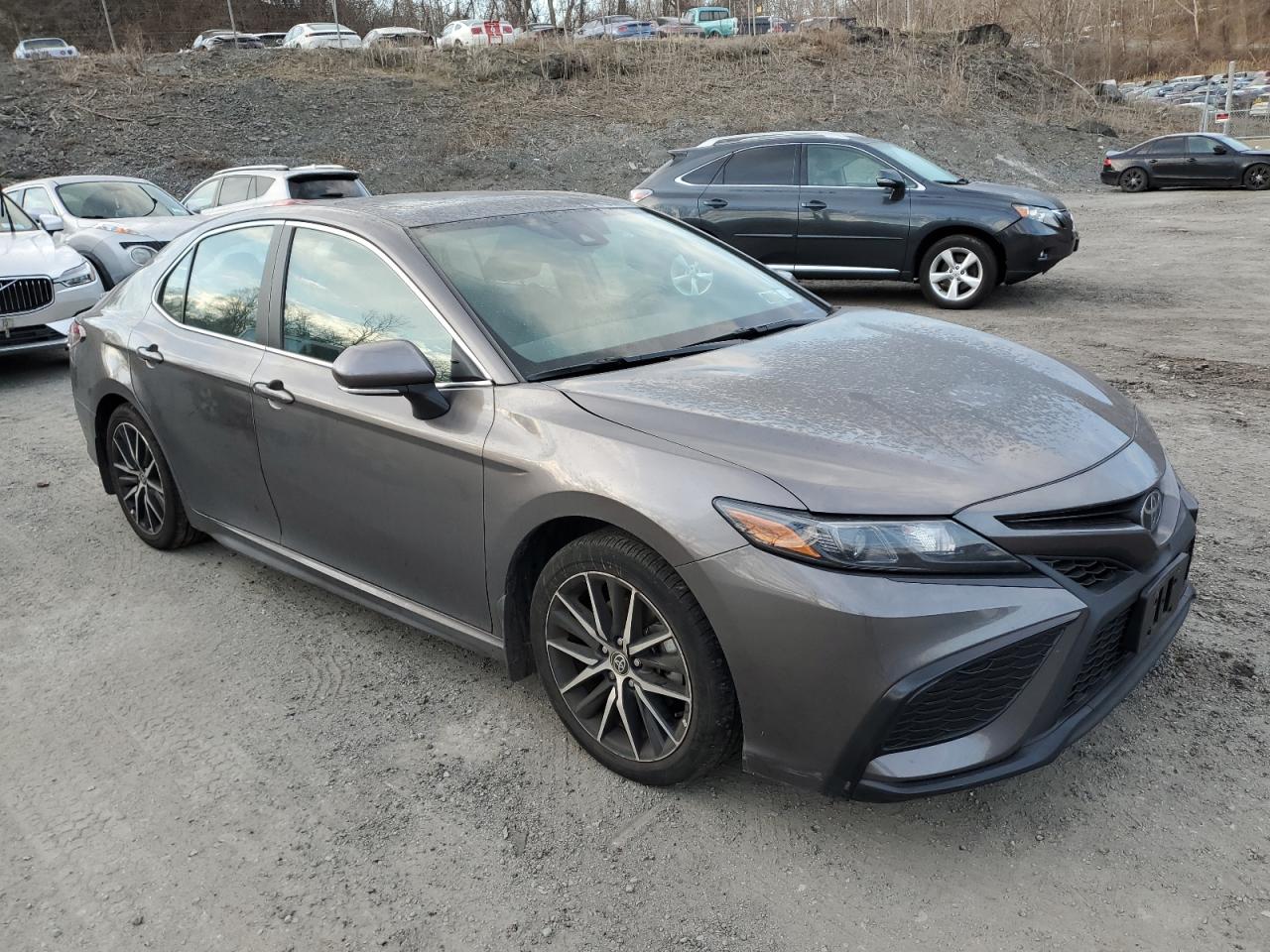 2021 Toyota Camry VIN 4T1T11BK1MU024395 Copart auction photo, rear end / side damage thumbnail 4