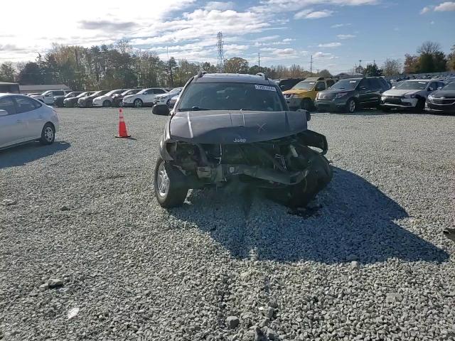 2004 Jeep Grand Cherokee VIN 1J4GX48S74C242483 Copart auction photo, front end damage thumbnail 12