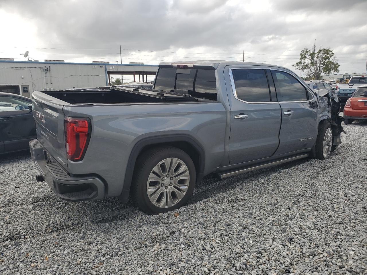 2022 GMC Sierra VIN 1GTU9FEL5NZ100336 Copart auction photo, front end / side damage thumbnail 3