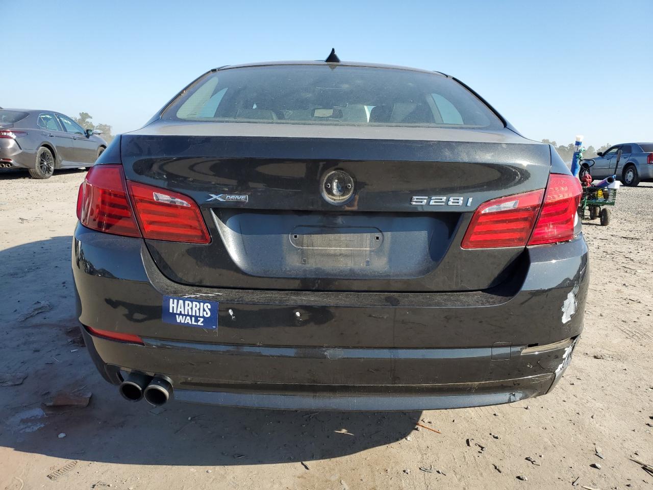 2013 BMW 5er VIN WBAXH5C59DD108298 Copart auction photo, rear end / minor dent/scratches damage thumbnail 6