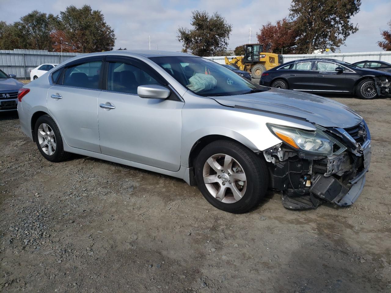 2017 Nissan Altima VIN 1N4AL3AP8HC278010 Copart auction photo, front end damage thumbnail 4