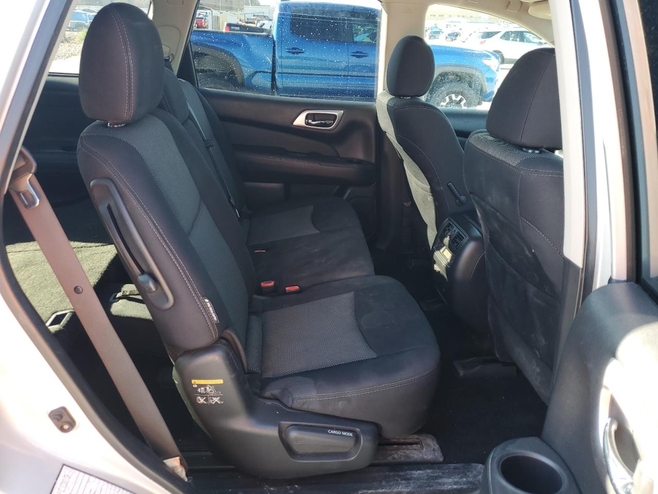 2019 Nissan Pathfinder VIN 5N1DR2MN4KC617830 Copart auction photo, front end damage thumbnail 11