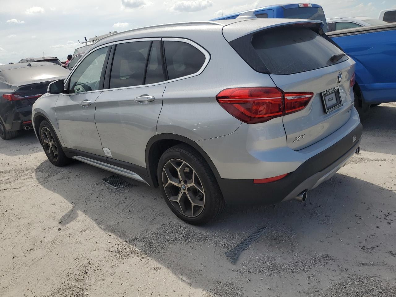 2018 BMW X1 VIN WBXHU7C33J3H43716 Copart auction photo, water/flood damage thumbnail 2