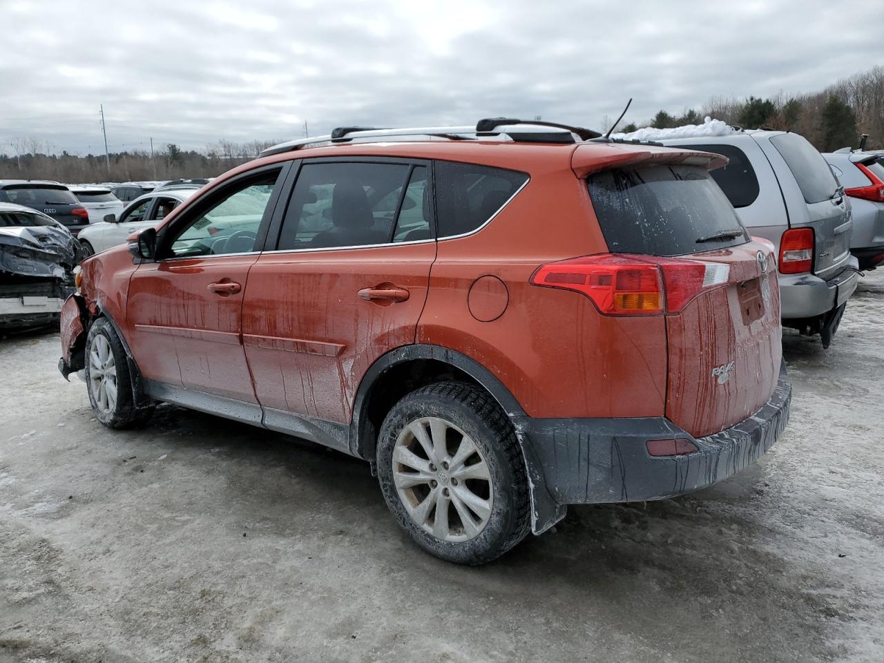 2015 Toyota RAV 4 VIN 2T3DFREV2FW309966 Copart auction photo, front end / side damage thumbnail 2