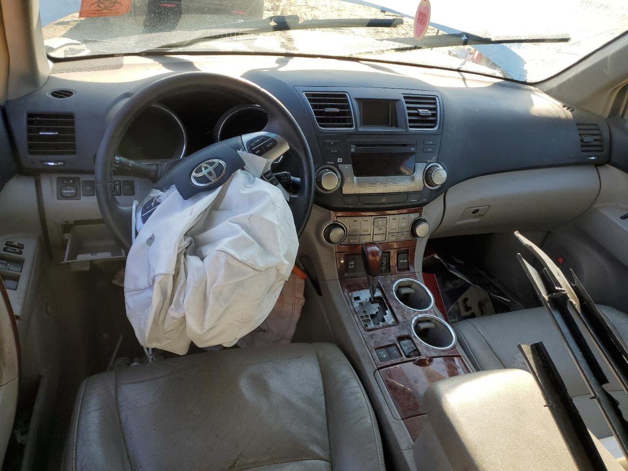 2011 Toyota Highlander VIN 5TDDK3EH8BS081003 Copart auction photo, mechanical / all over damage thumbnail 8