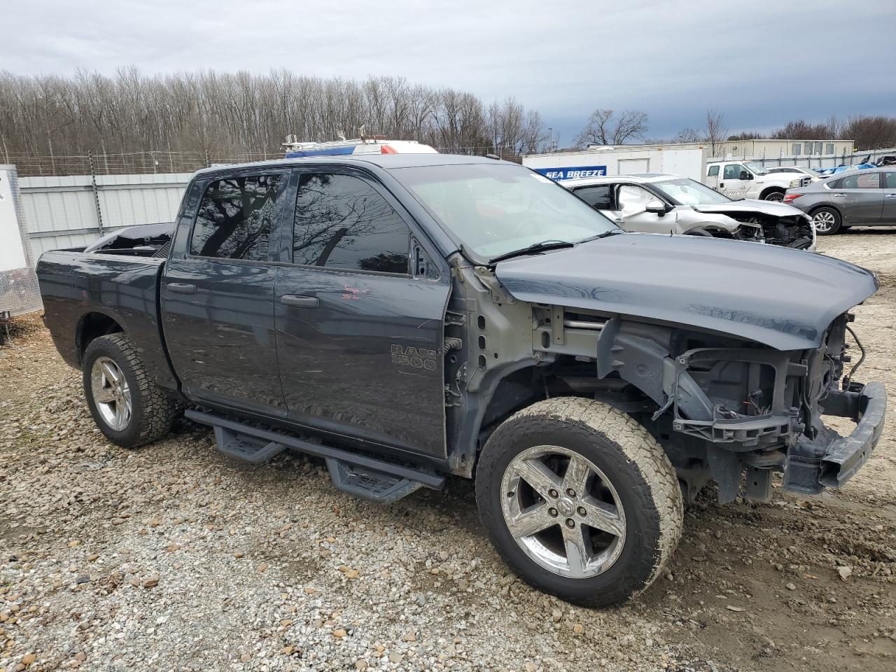 2016 RAM 1500 VIN 3C6RR7KT4GG136755 Copart auction photo, front end damage thumbnail 4