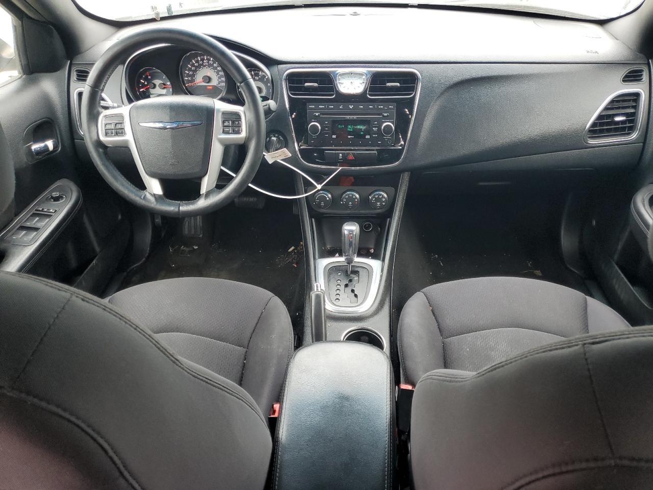 2013 Chrysler 200 VIN 1C3CCBBB3DN714667 Copart auction photo, side / minor dent/scratches damage thumbnail 8