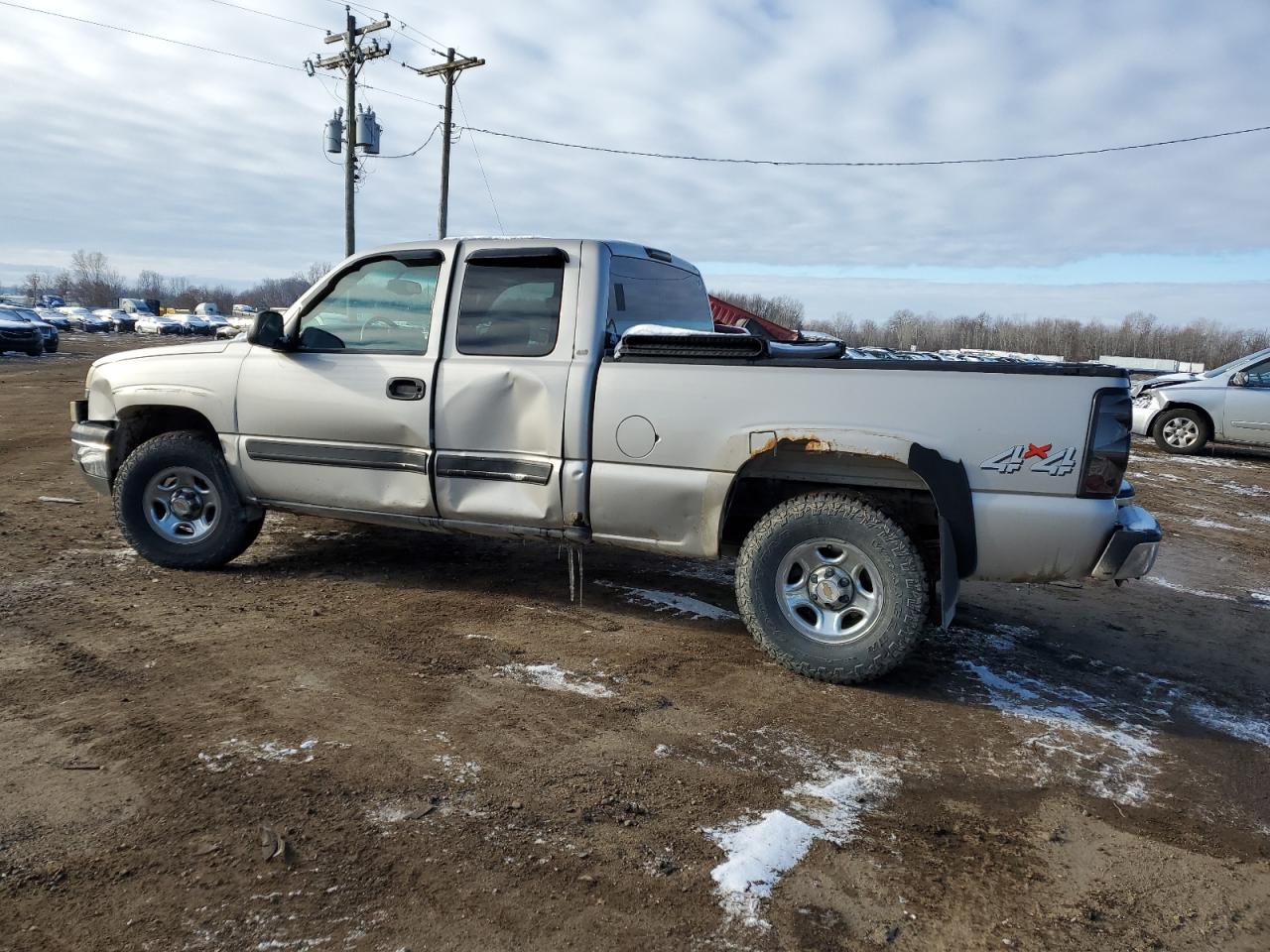 2004 Chevrolet S-10 Pickup VIN 1GCEK19T34E307822 Copart auction photo, front end / side damage thumbnail 2
