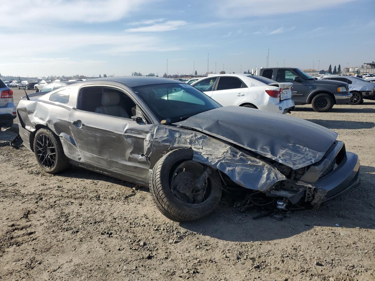 2014 Ford Mustang VIN 1ZVBP8AM1E5263352 Copart auction photo, rollover damage thumbnail 4