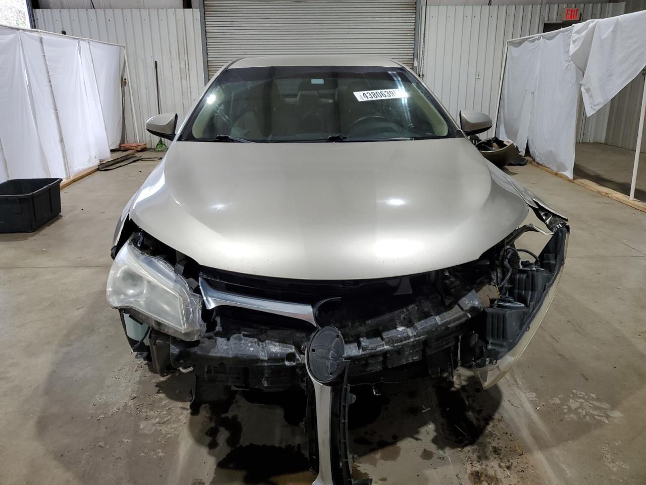 2017 Toyota Camry VIN 4T1BF1FK2HU690565 Copart auction photo, front end / minor dent/scratches damage thumbnail 5
