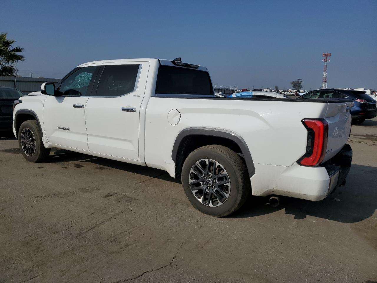 2022 Toyota Tundra VIN 5TFJA5EC2NX006141 Copart auction photo, front end / top/roof damage thumbnail 2