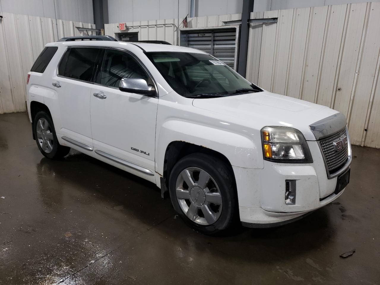 2013 GMC Terrain VIN 2GKFLZE3XD6156573 Copart auction photo, front end / side damage thumbnail 4