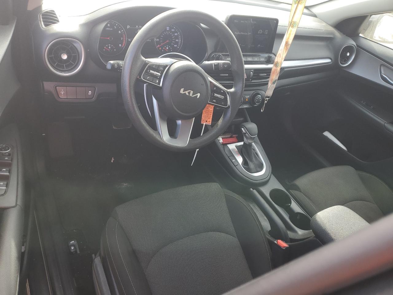 2023 KIA Forte VIN 3KPF24AD5PE685319 Copart auction photo, all over damage thumbnail 8
