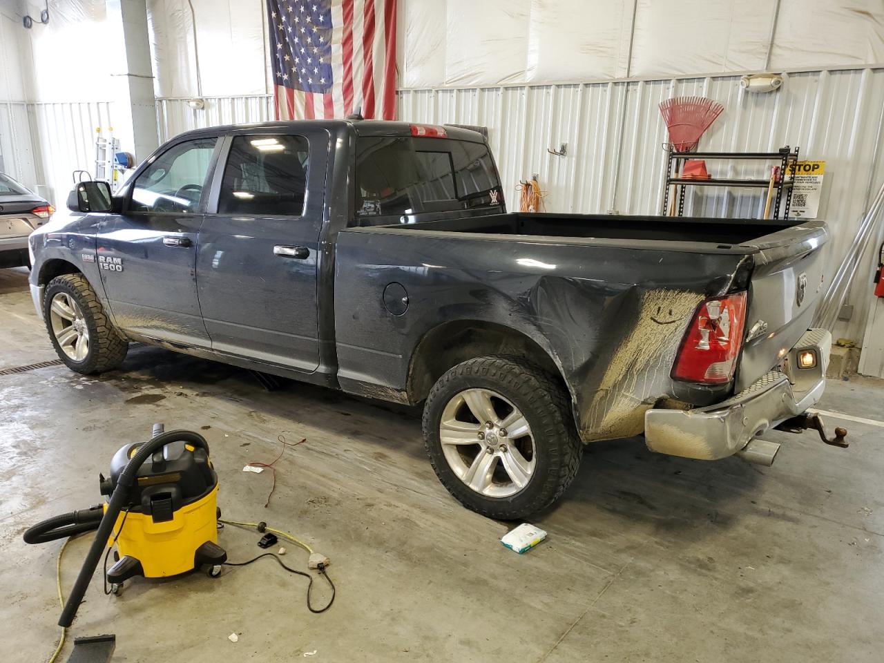 2014 RAM 1500 VIN 1C6RR7TT0ES256105 Copart auction photo, rear end damage thumbnail 2