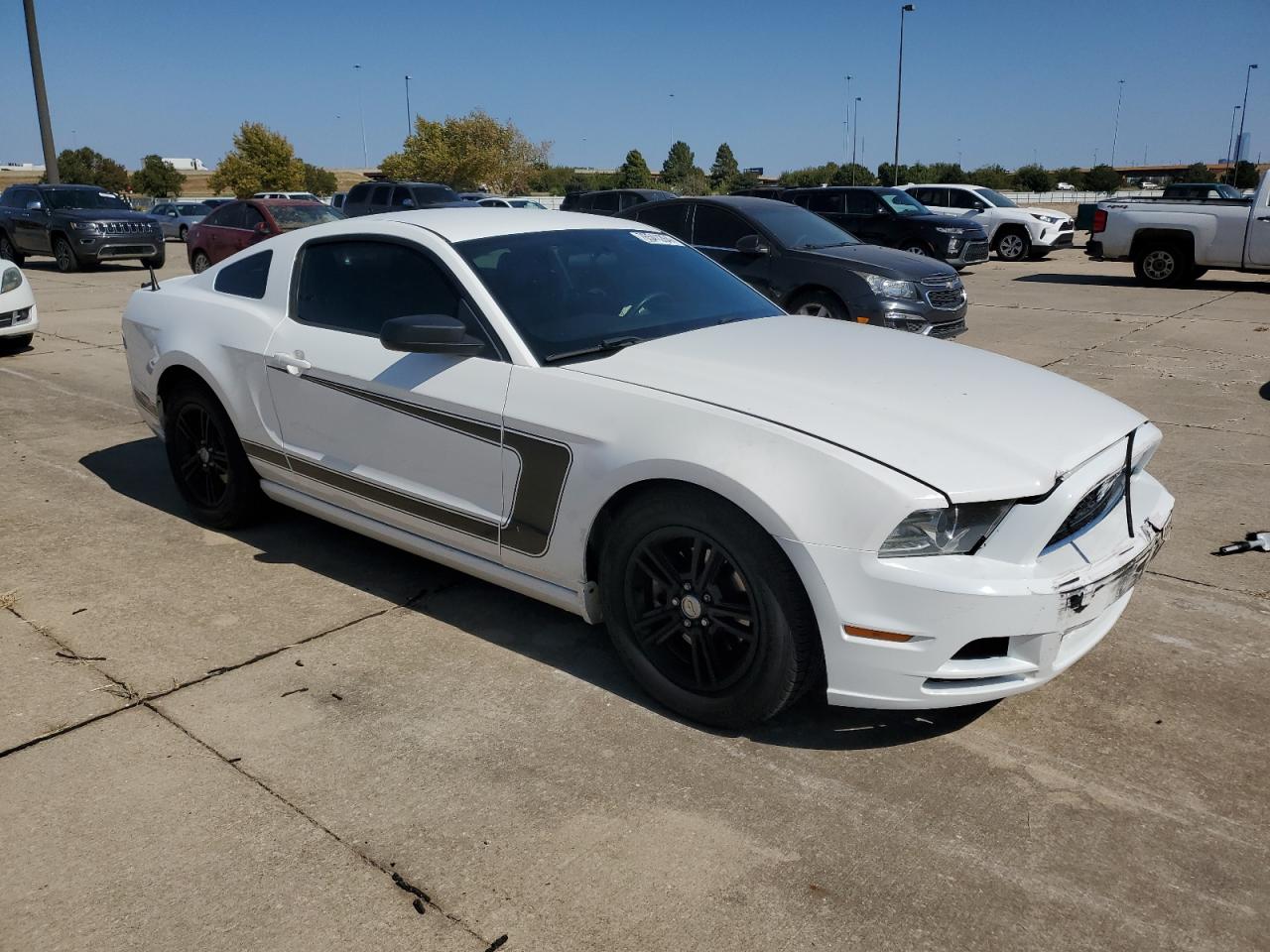 2013 Ford Mustang VIN 1ZVBP8AMXD5271951 Copart auction photo, front end / minor dent/scratches damage thumbnail 4
