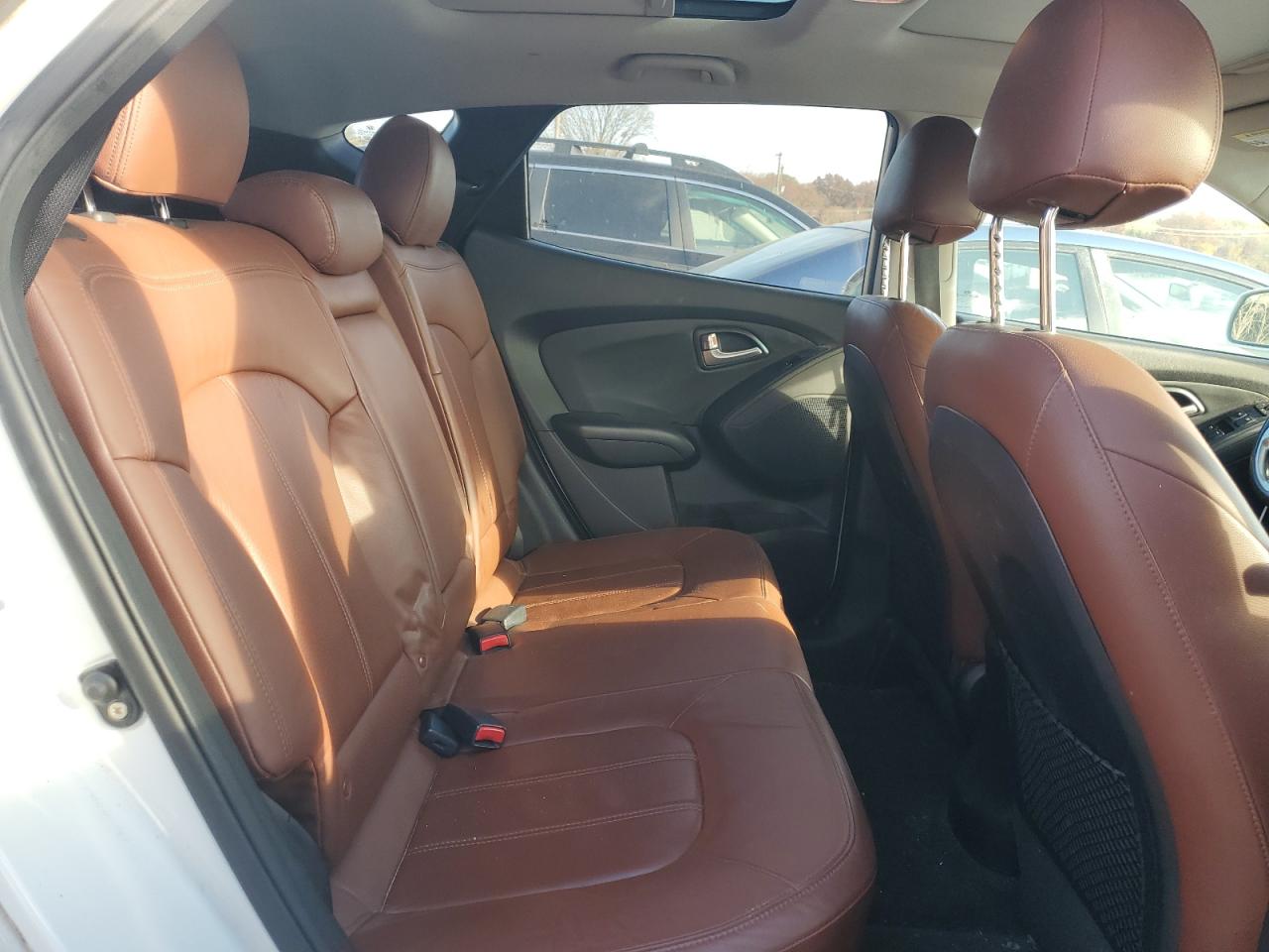 2012 Hyundai Tucson VIN KM8JUCAC0CU355018 Copart auction photo, front end / minor dent/scratches damage thumbnail 11