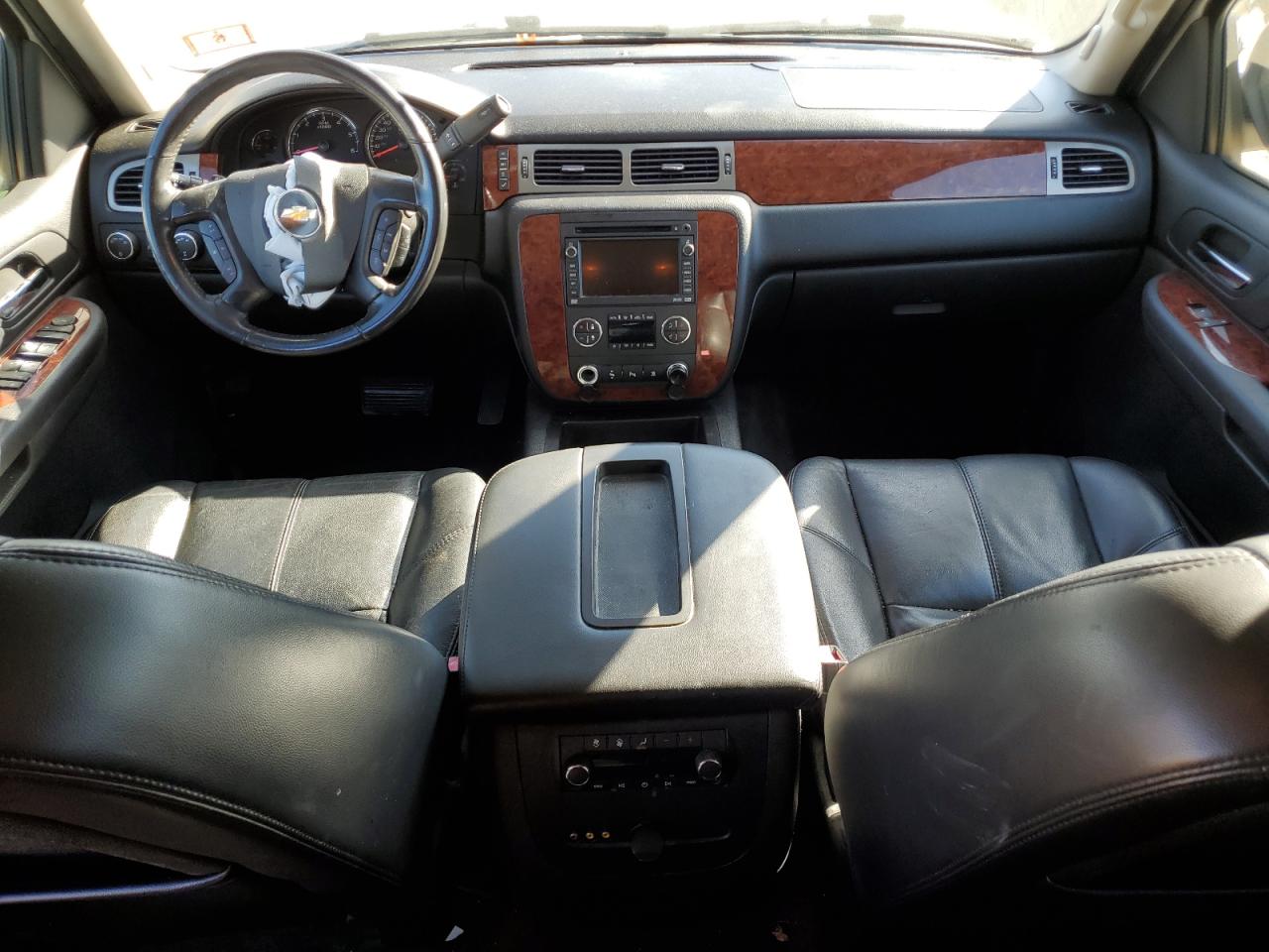 2009 Chevrolet Tahoe VIN 1GNFK23019R292270 Copart auction photo, front end damage thumbnail 8