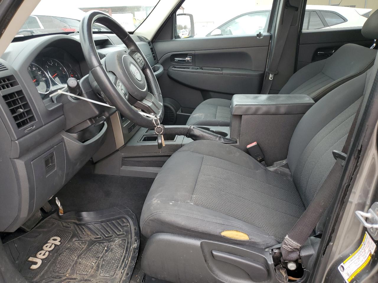 2012 Jeep Liberty (North America) VIN 1C4PJLAK6CW114891 Copart auction photo, side / minor dent/scratches damage thumbnail 7