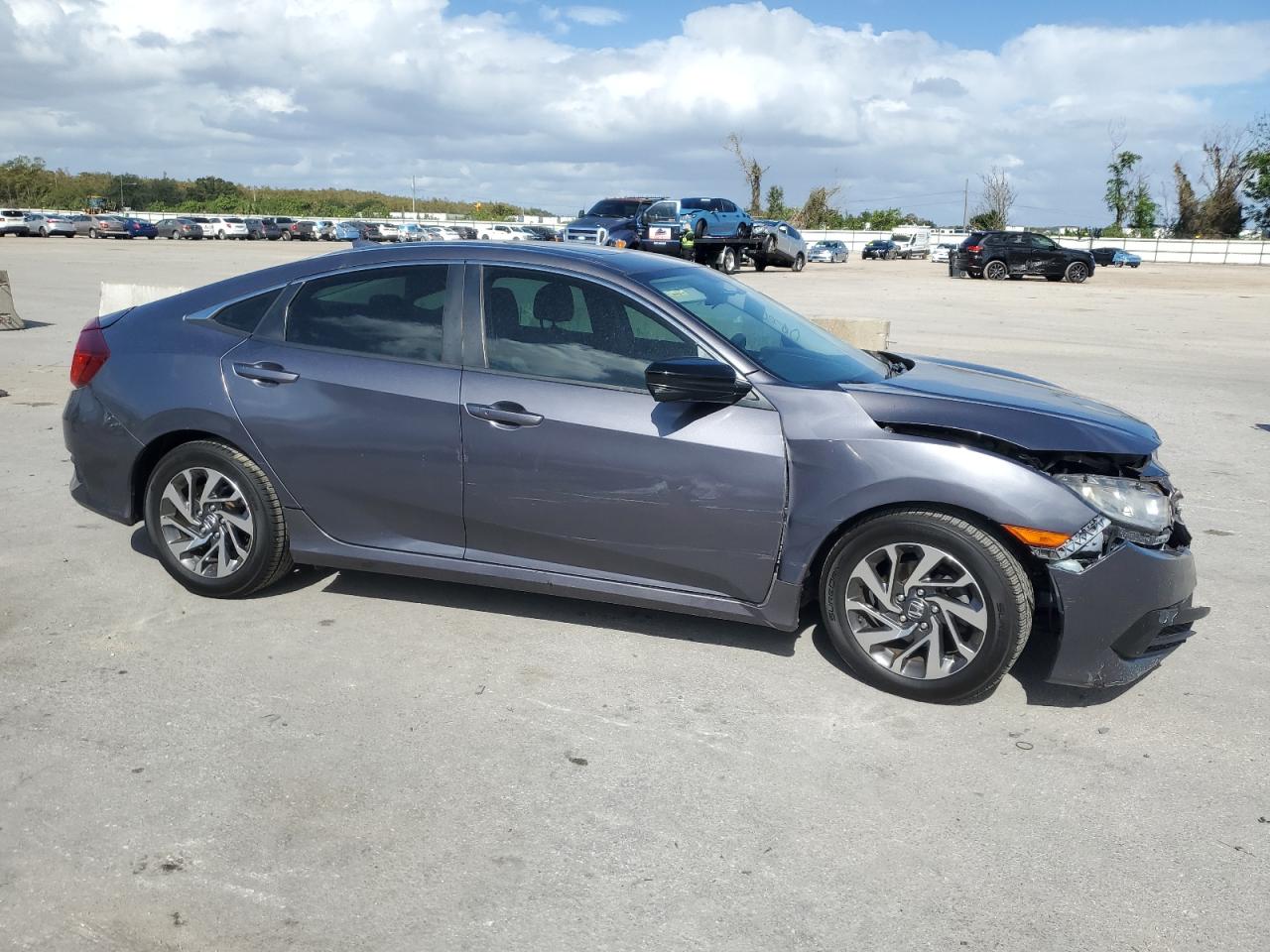 2017 Honda Civic VIN 2HGFC2F72HH541044 Copart auction photo, front end / side damage thumbnail 4