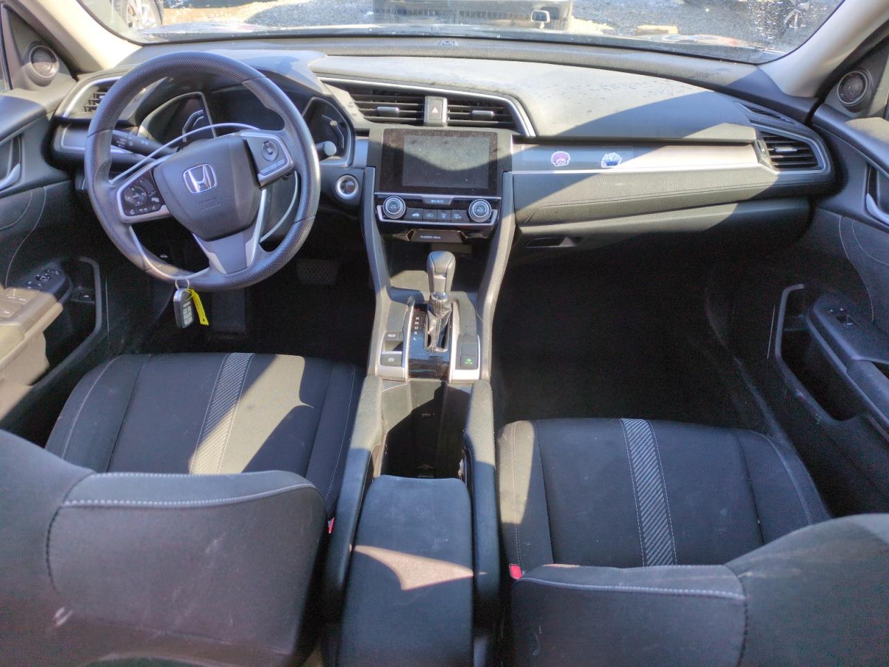 2016 Honda Civic VIN 19XFC2F70GE063957 Copart auction photo, side / rear end damage thumbnail 8
