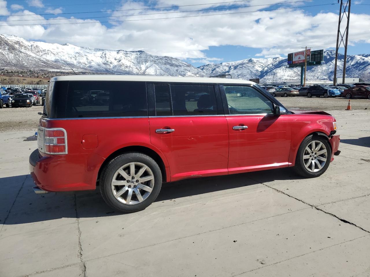2011 Ford Flex VIN 2FMHK6DT8BBD11919 Copart auction photo, front end damage thumbnail 3