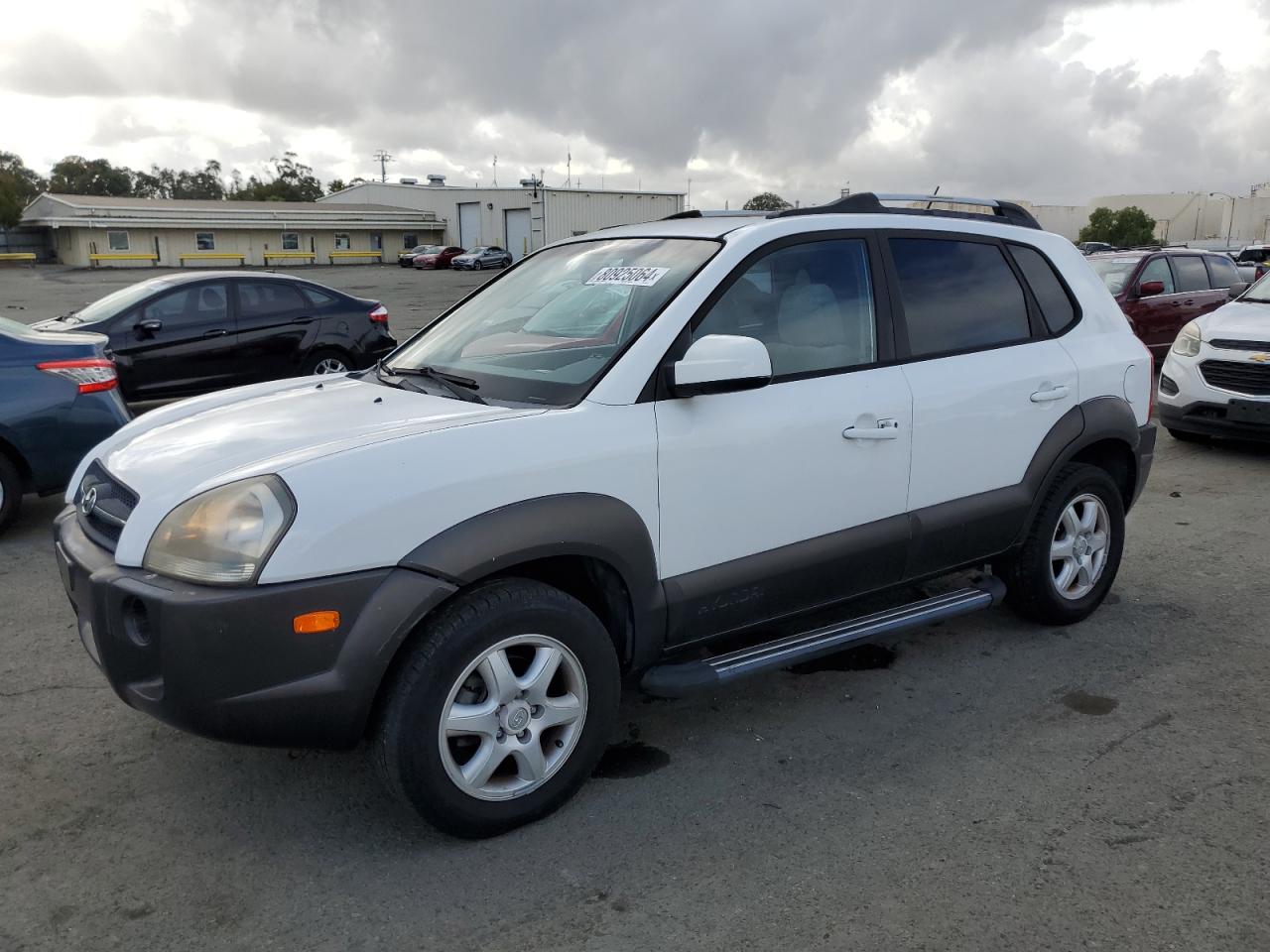 2005 Hyundai Tucson VIN KM8JN12D15U068721