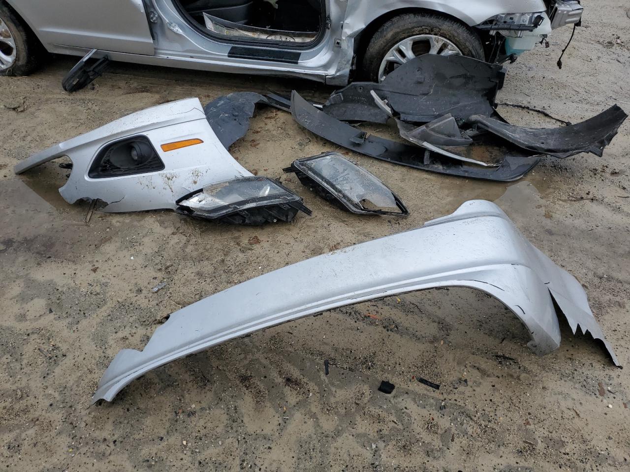 2012 Ford Fusion VIN 3FAHP0HA1CR331191 Copart auction photo, all over damage thumbnail 12