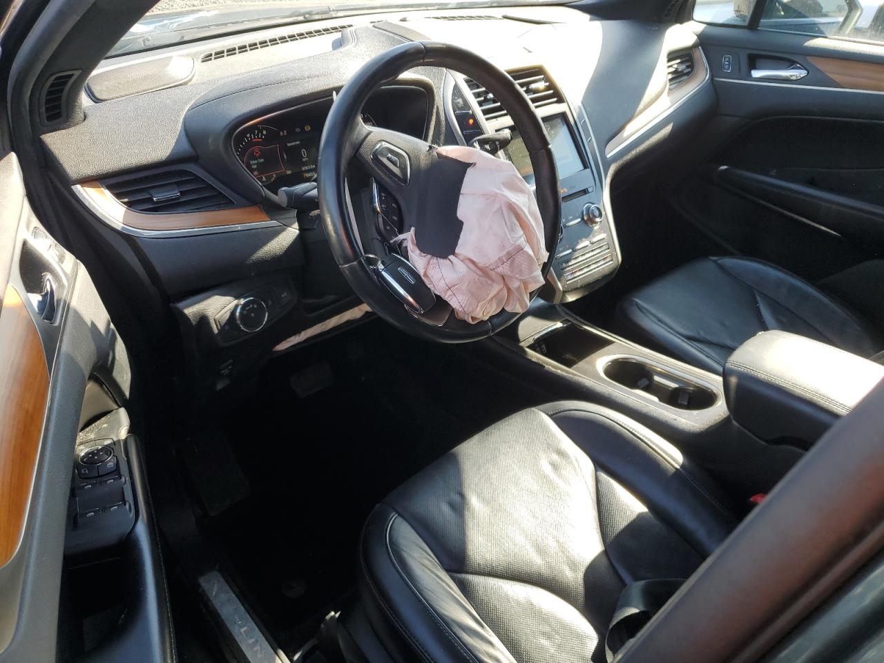 2017 Lincoln MKC VIN 5LMCJ3D91HUL19053 Copart auction photo, front end / side damage thumbnail 8