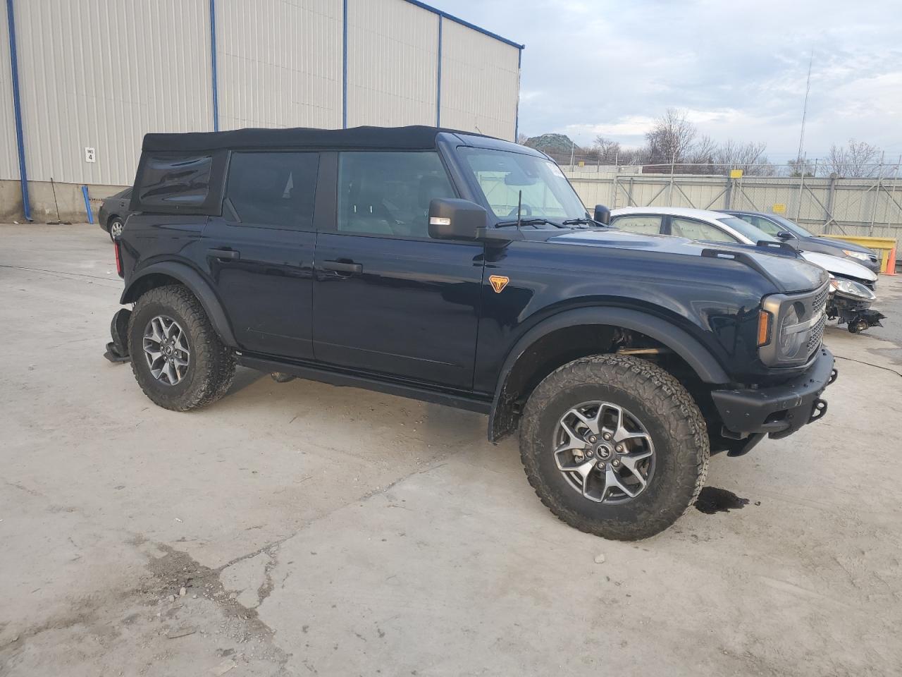 2021 Ford Bronco VIN 1FMEE5DP7MLA85818 Copart auction photo, rear end damage thumbnail 4