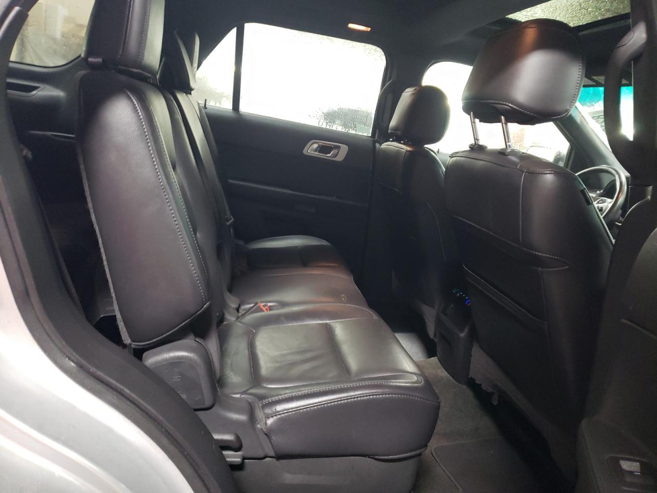 2011 Ford Explorer VIN 1FMHK8D88BGA35144 Copart auction photo, side / front end damage thumbnail 11