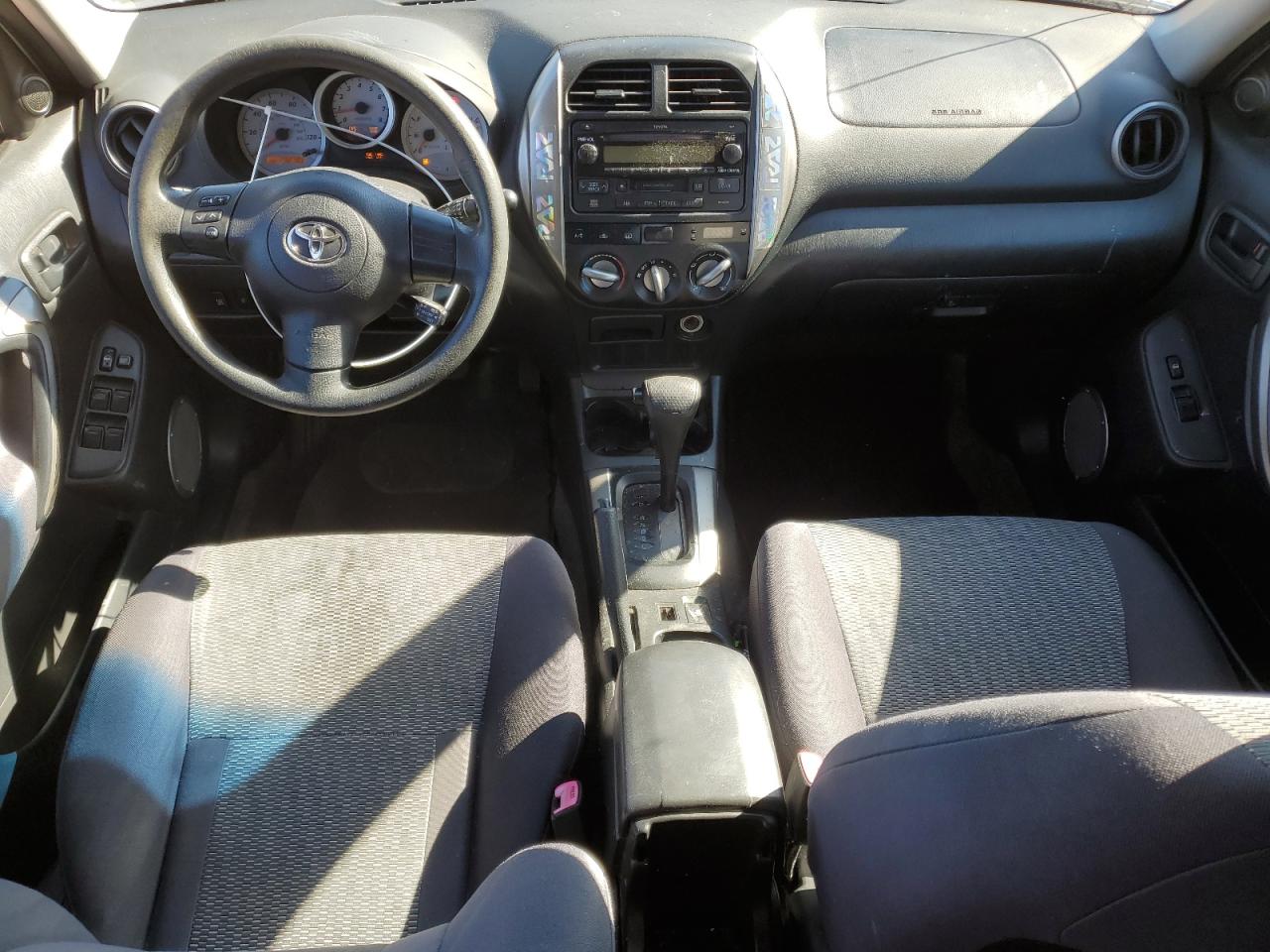 2004 Toyota RAV 4 VIN JTEGD20V040014167 Copart auction photo, normal wear / minor dent/scratches damage thumbnail 8