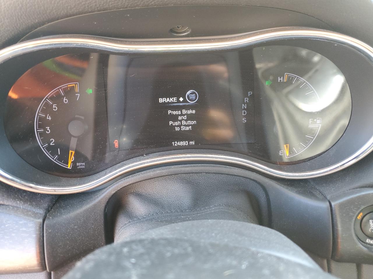 2015 Jeep Grand Cherokee VIN 1C4RJFAG6FC747046 Copart auction photo, vandalism damage thumbnail 9