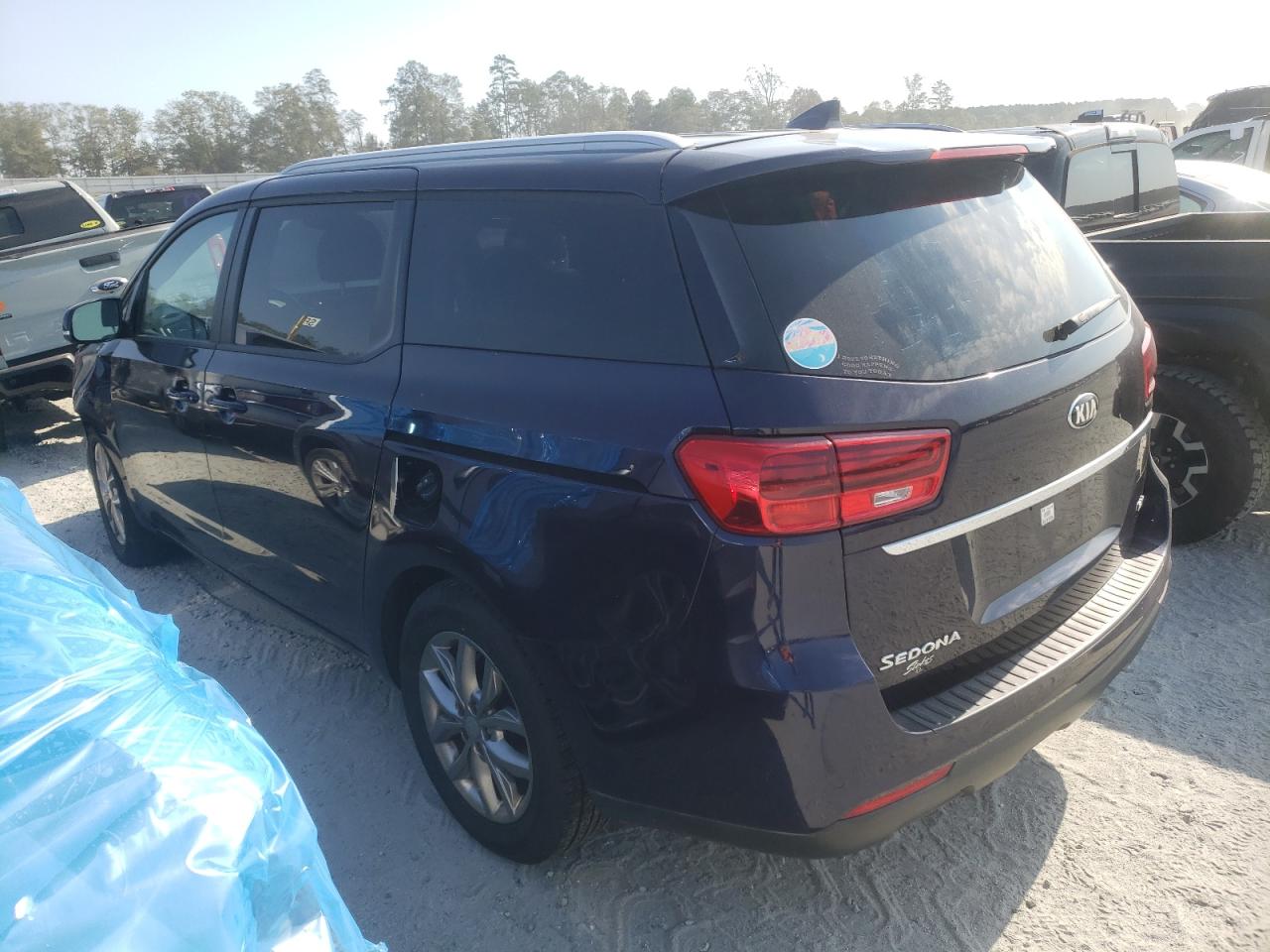 2019 KIA Sedona VIN KNDMB5C12K6557148 Copart auction photo, front end damage thumbnail 2