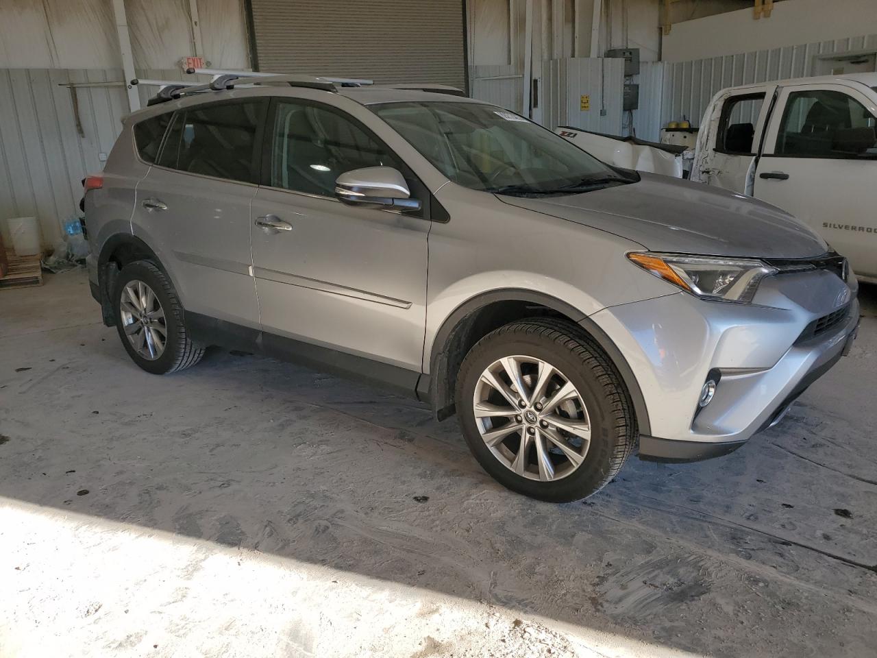 2017 Toyota RAV 4 VIN 2T3DFREV5HW683541 Copart auction photo, all over / minor dent/scratches damage thumbnail 4
