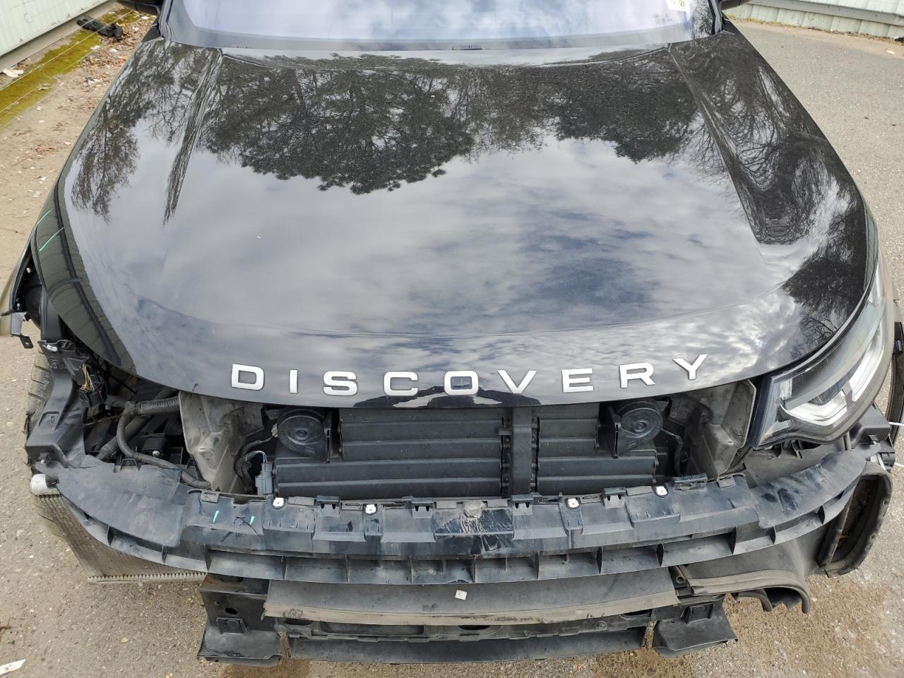 2019 Land Rover Discovery VIN SALRG2RV2KA094255 Copart auction photo, front end / minor dent/scratches damage thumbnail 12