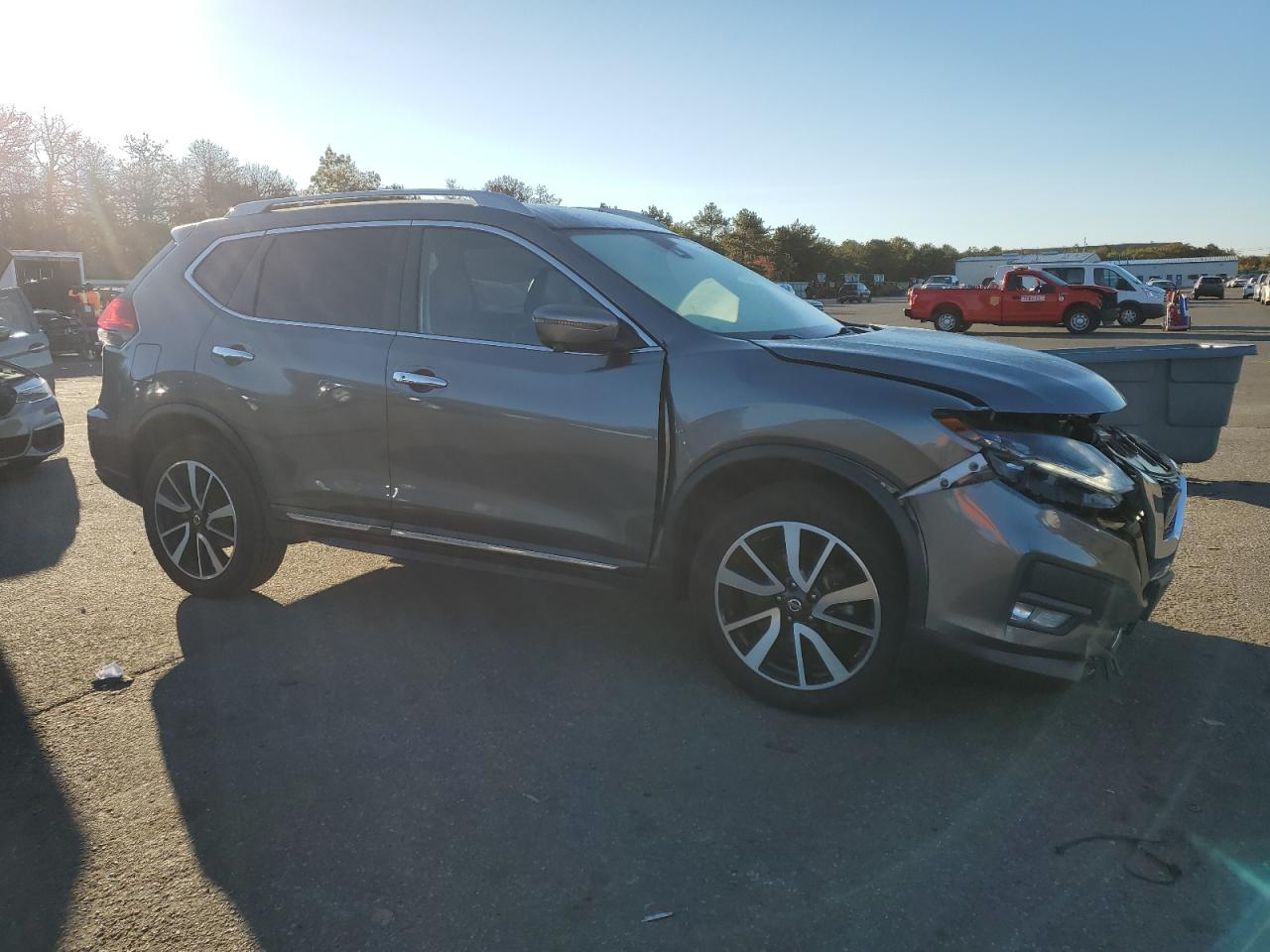 2020 Nissan Rogue VIN 5N1AT2MV3LC768485 Copart auction photo, front end / minor dent/scratches damage thumbnail 4