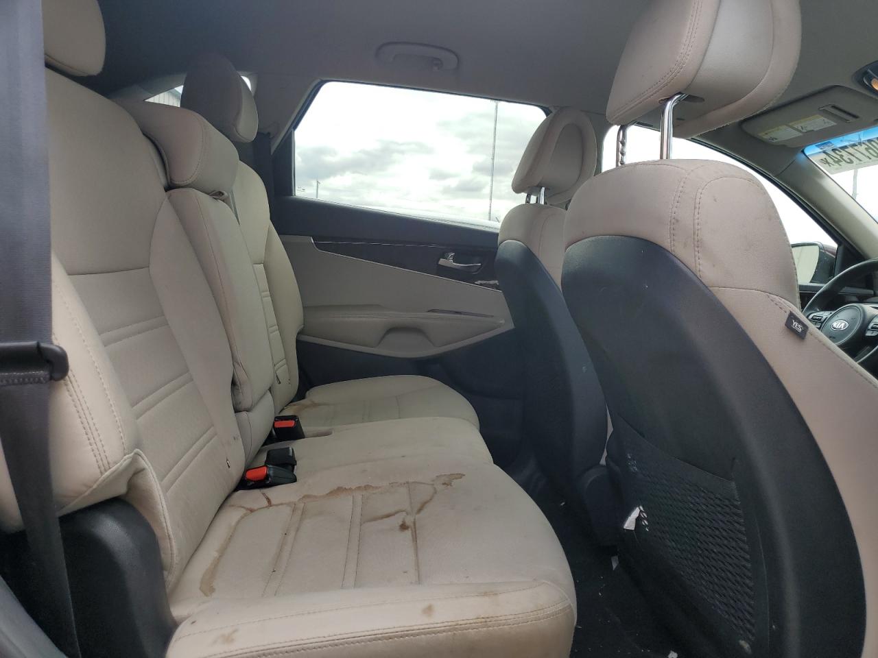 2016 KIA Sorento VIN 5XYPGDA54GG139693 Copart auction photo, all over / front end damage thumbnail 11